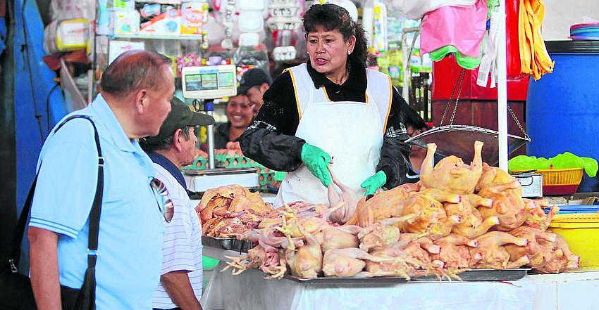 Precio del pollo se incrementa en 21% por la temporada de frío