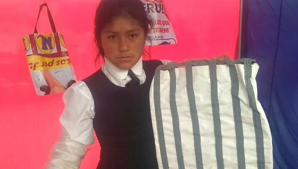 Huancayo: Escolares fabrican bolsas usando material de reciclaje 