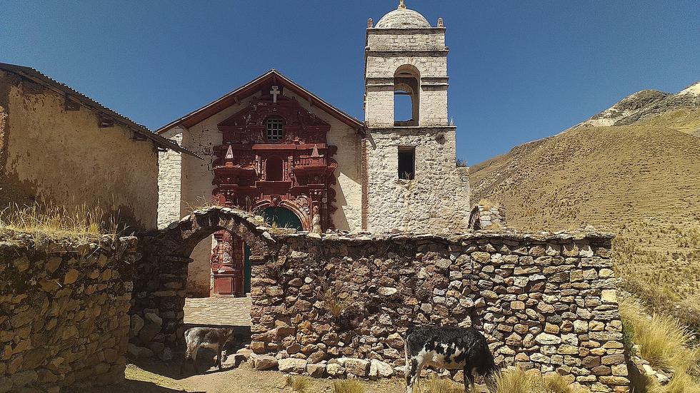 ​Iglesia de Santa Bárbara, de la gloria colonial a la decadencia actual
