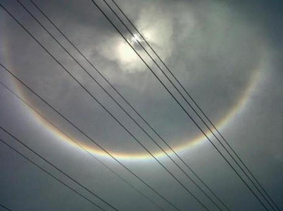 Usuarios de Twitter difunden fotos de halo solar