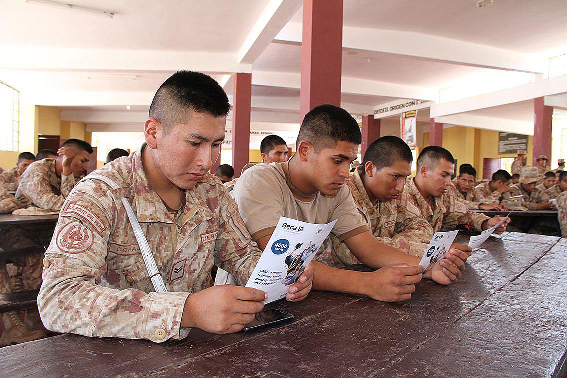 ¿Eres militar y quieres obtener estudios superiores?