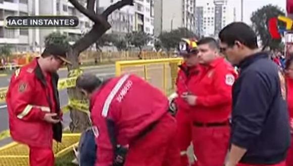 ​Desfile Militar: Reja cae sobre espectadores en avenida Brasil (VIDEO)