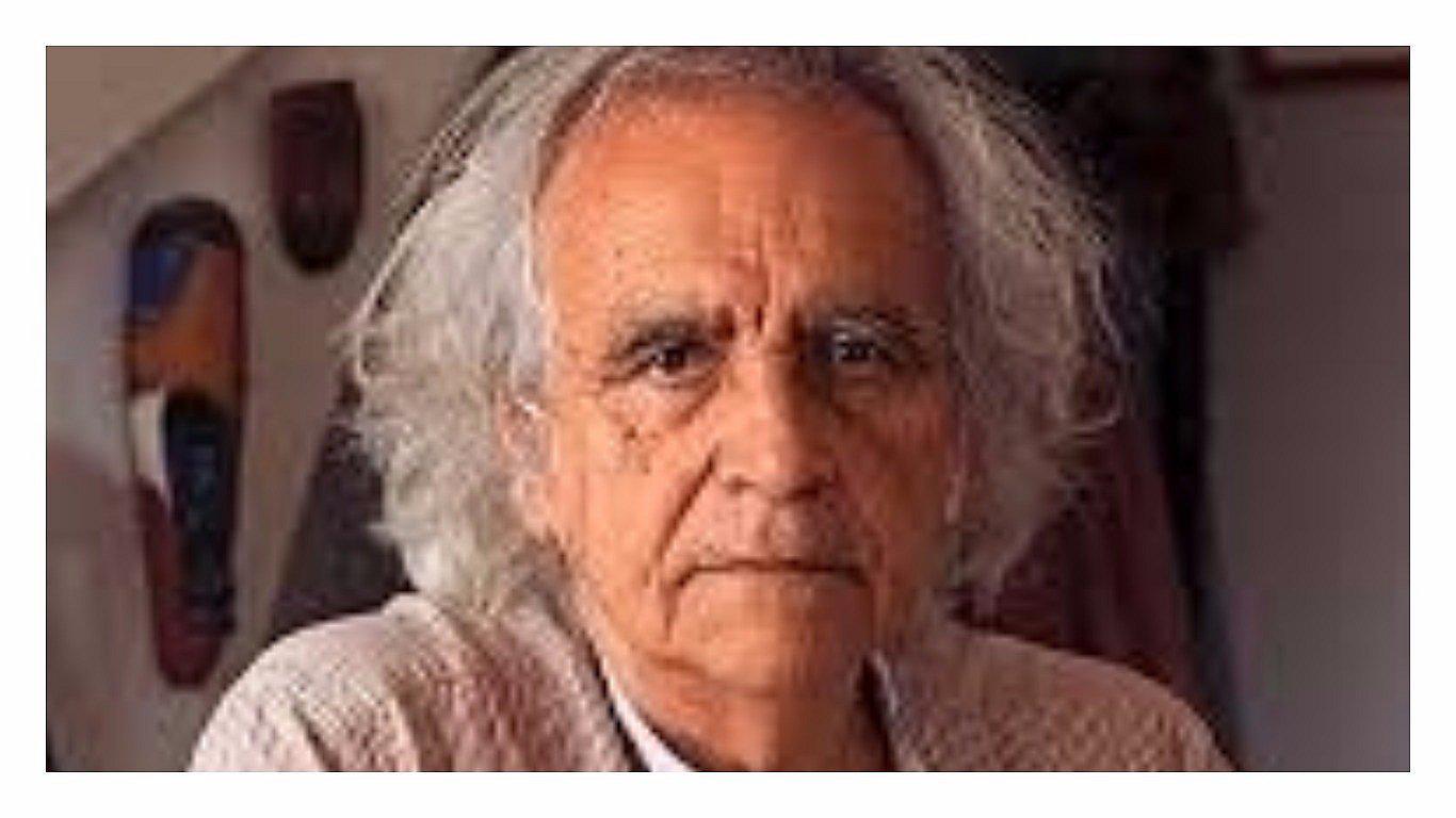 Muere el poeta trujillano Arturo Corcuera a los 81 años