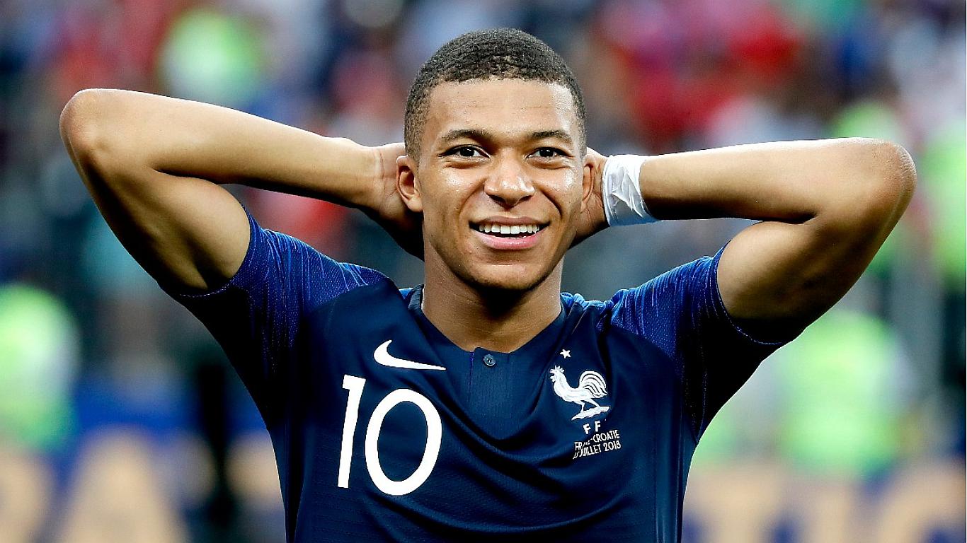 Kylian Mbappe recibe nominación al mejor jugador de la FIFA con 19 años (FOTOS)