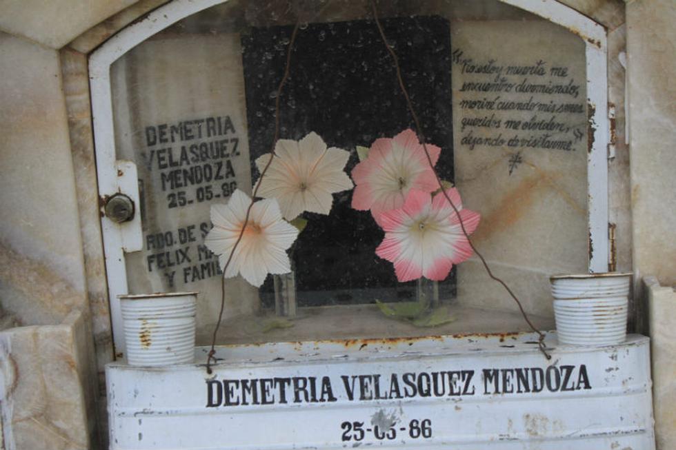 Las palabras de amor que se quedan en las lapidas (FOTOS)