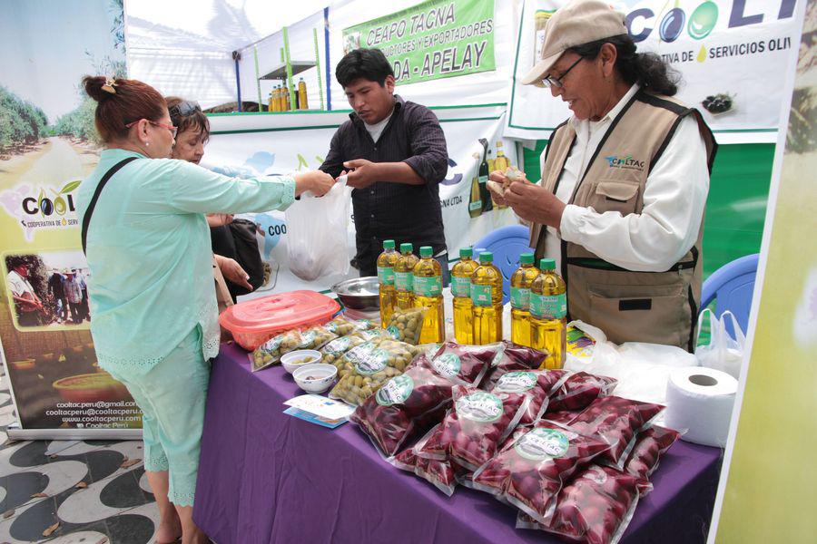 Brasil, Chile y Venezuela se benefician con 17 Tn de aceituna tacneña