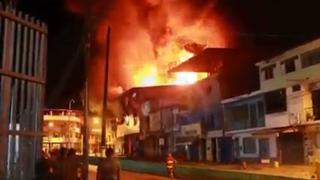 Huánuco: voraz incendio frente a hospital de Tingo María provoca zozobra en pobladores (VIDEO)