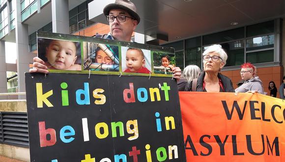 Unicef pide a Australia que no envíe a niños inmigrantes a centros detención