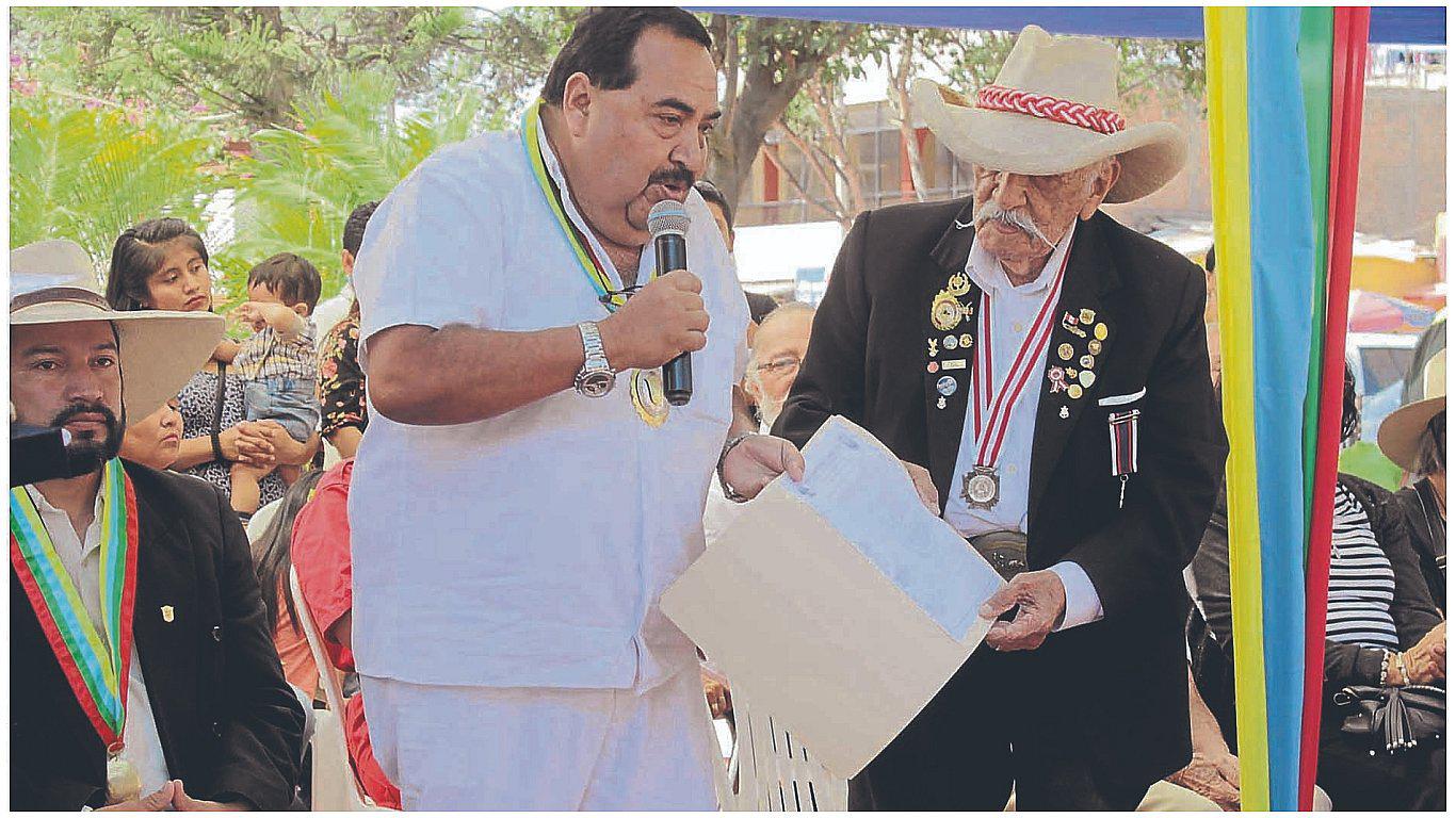 Declaran “Hijo Ilustre” al Charro Humberto Requena