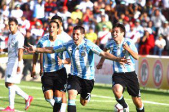 ¡Choque de titanes...!