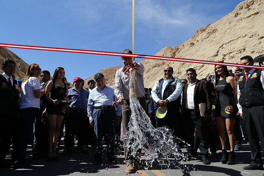 Martín Vizcarra resalta obra vial de 127 millones de soles mediante obras por impuesto