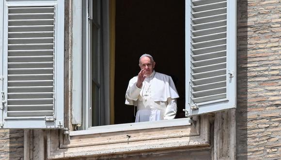 Papa Francisco elogia a quienes realizan las tareas de limpieza. (AFP)