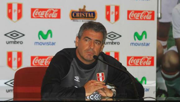 Edwin Oviedo confirma que Pablo Bengoechea no seguirá en la selección