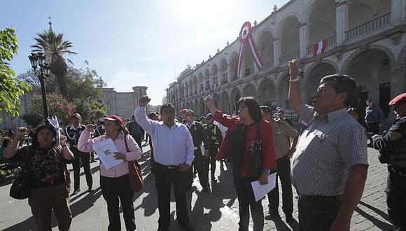 ​Huelga indefinida de profesores en Arequipa, a medias
