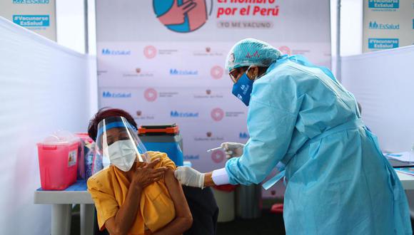 A la fecha, en el proceso de vacunación contra el COVID-19 en el Perú se aplican dos dosis.  (Foto: GEC)
