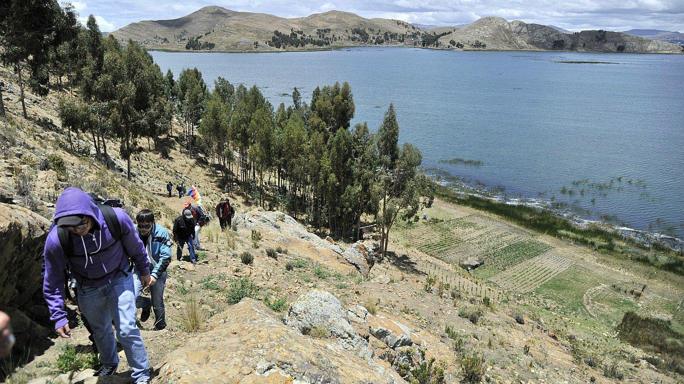Youtube: Captan a una sirena en el lago Titicaca (VIDEO)