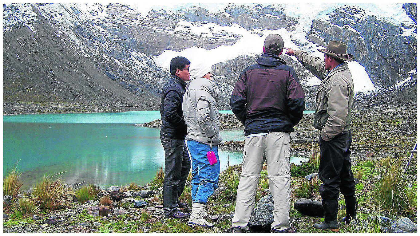 ​Avistan aves en peligro de extinción en faldas del Huaytapallana