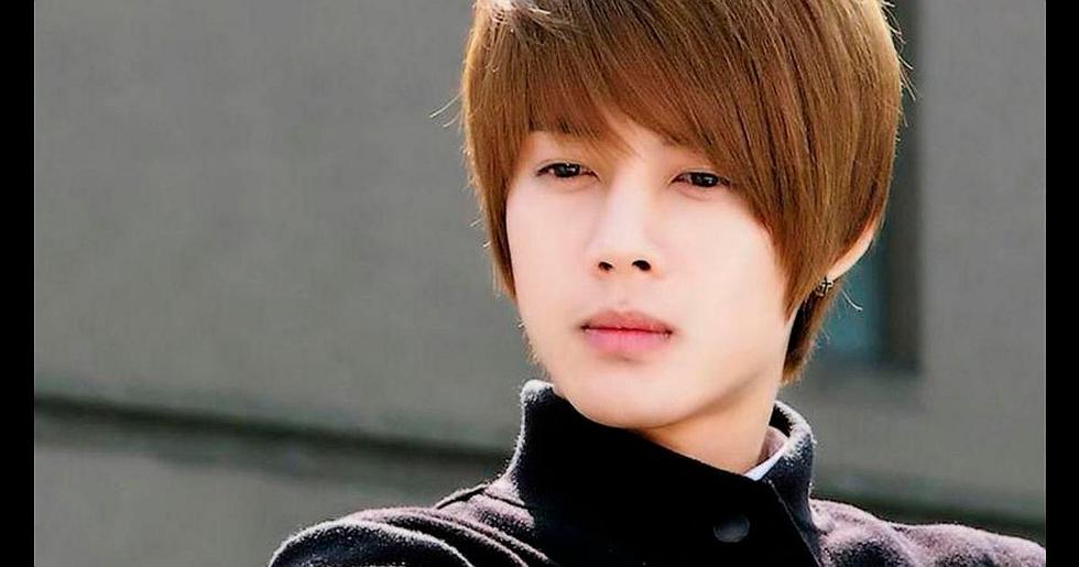 ​K-pop: cantante Kim Hyun Joong llegó a Lima y fans se emocionan en aeropuerto (VIDEOS)