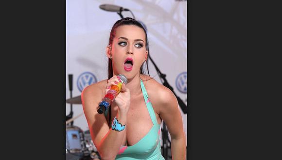 Cariñosa fanática hace vivir este extraño momento a Katy Perry (VIDEO)