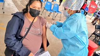 Así se desarrolla la vacunación a embarazadas con 28 semanas de gestación en Lima y Callao (FOTOS)