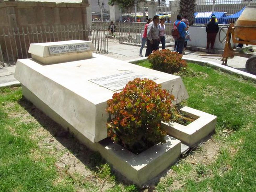 Los olvidados: Tumbas de nuestros personajes ilustres