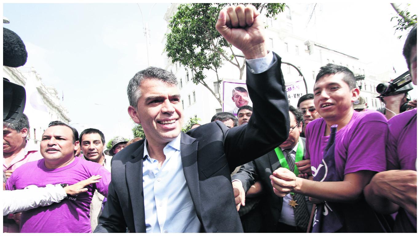 Julio Guzmán: Partido de candidato apelará a un recurso de revisión y luego al TC si el JNE lo excluye