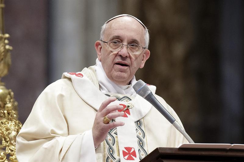 Papa Francisco: "Los chismes pueden matar, porque matan la fama de las personas"