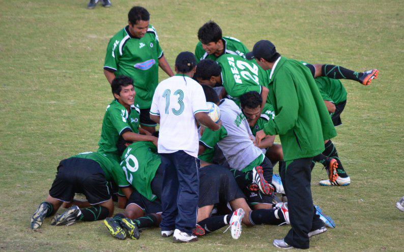 Sportivo Huracán sale hoy por su clasificación ante Alfonso Ugarte