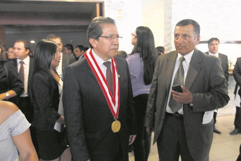 Fracasa intento de rebelión contra fiscal de la Nación 