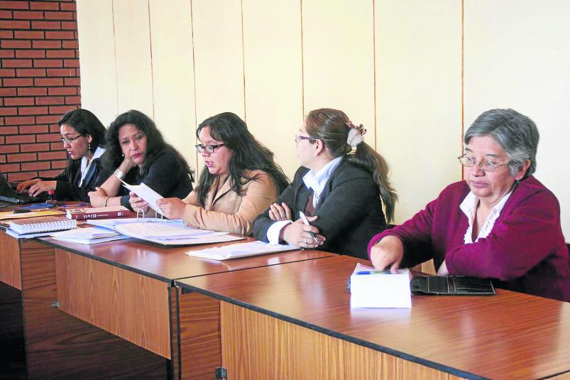 Huancayo: buena pro para confección de ternos en tela de juicio