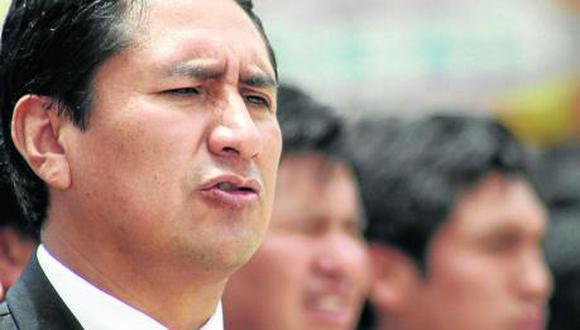 Presidente regional de Junín defiende a vinculado en petroaudios