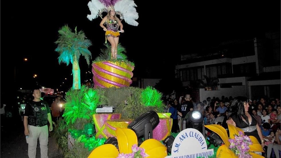 Visitantes vibraron con Corso y Carnaval Huanchaquero 