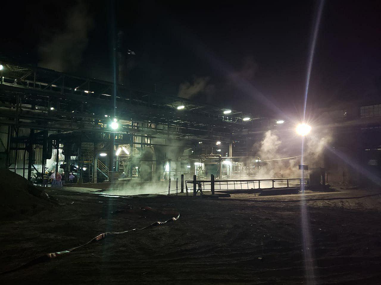 Dantesco incendio en empresa Casa Grande deja cuantiosas pérdidas(VIDEO)