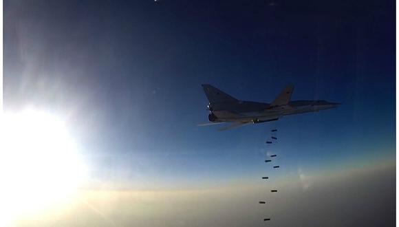 Siria: Bombarderos rusos desplegados en Irán atacan posiciones yihadistas (VIDEO)