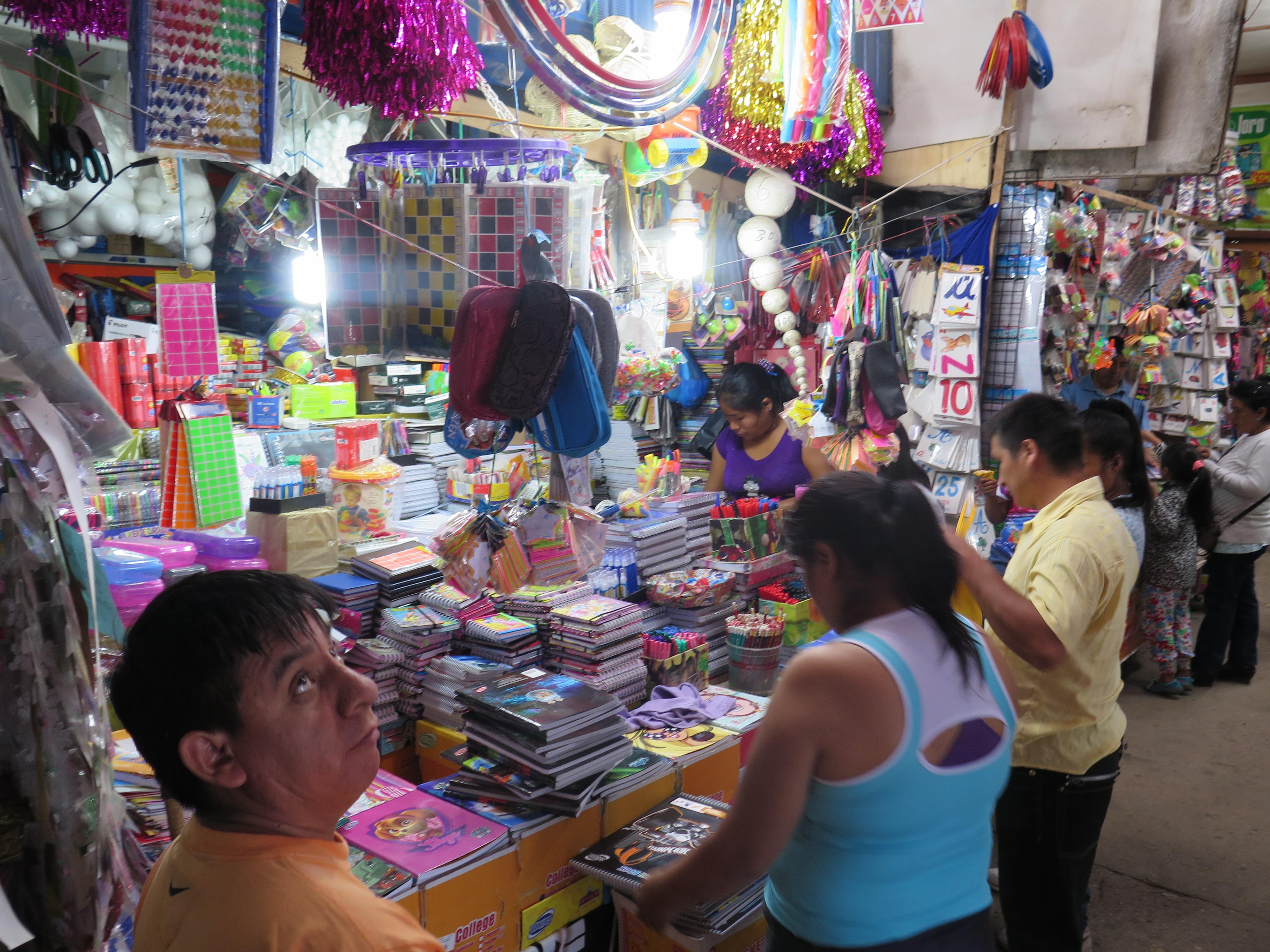 ​Salud invoca tener cuidado al momento de comprar útiles escolares