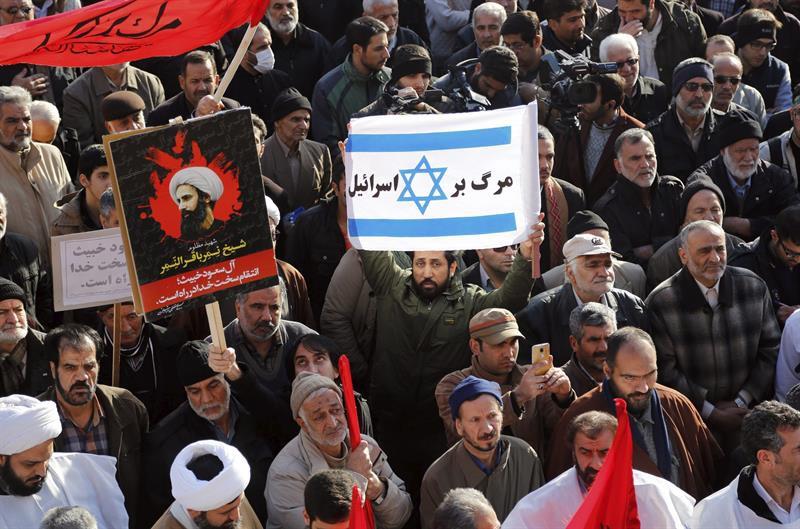 ​Diplomáticos iraníes abandonan Arabia Saudí tras ruptura de relaciones