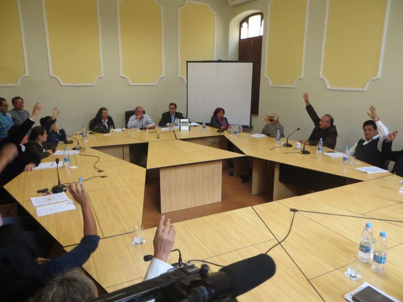 Regidores arman lío por compra de Mutual Chiclayo