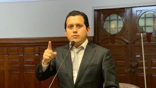 José Luna Morales: Tres empresas del congresista adeudan S/403 169 al Estado