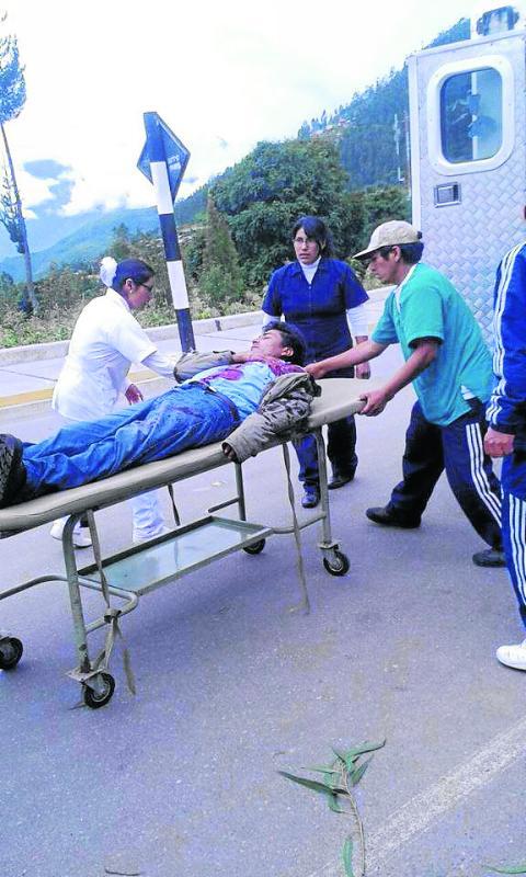 Apurímac: Un civil baleado y 10 policías heridos en huelga