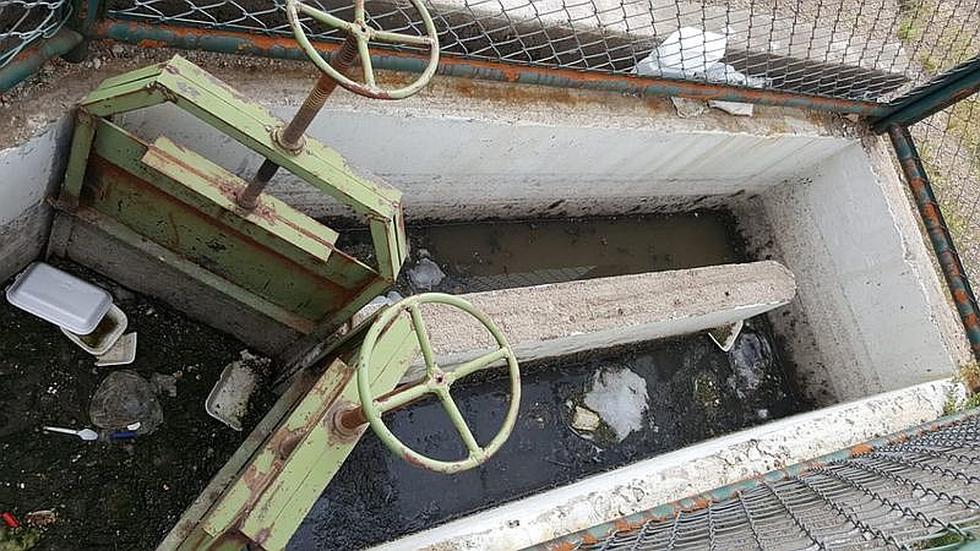 Sin agua potable y con desborde de pozos sépticos en Imata (FOTOS)