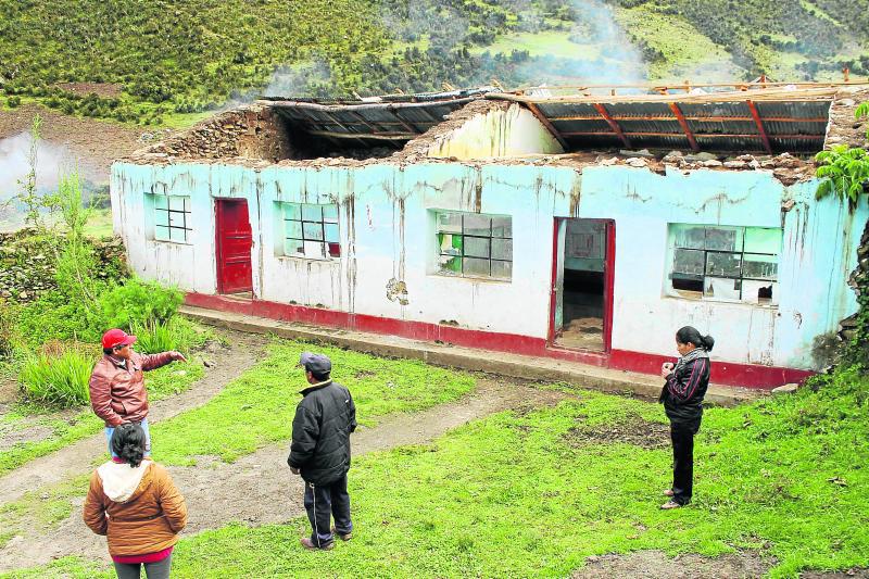 Llega millonaria inversión a colegios del Vraem