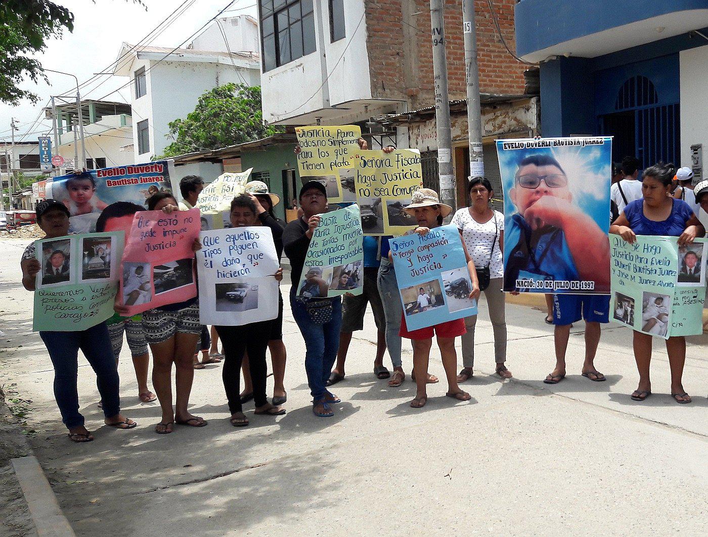 Familiares de dos jóvenes que sufrieron accidente de tránsito piden justicia 