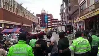 Ambulantes de Huancayo se enfrentan por control de calles en los alrededores de mercado (VIDEO)
