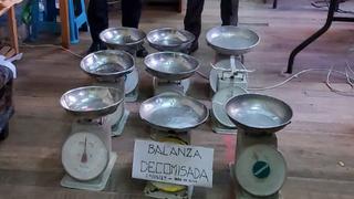 En Mercado de Abastos de Huancavelica incautan balanzas descalibradas