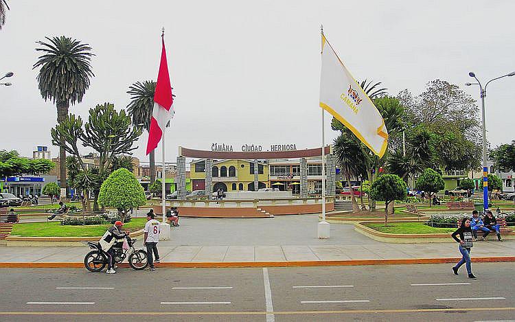 Estas son las autoridades distritales de la provincia de Camaná