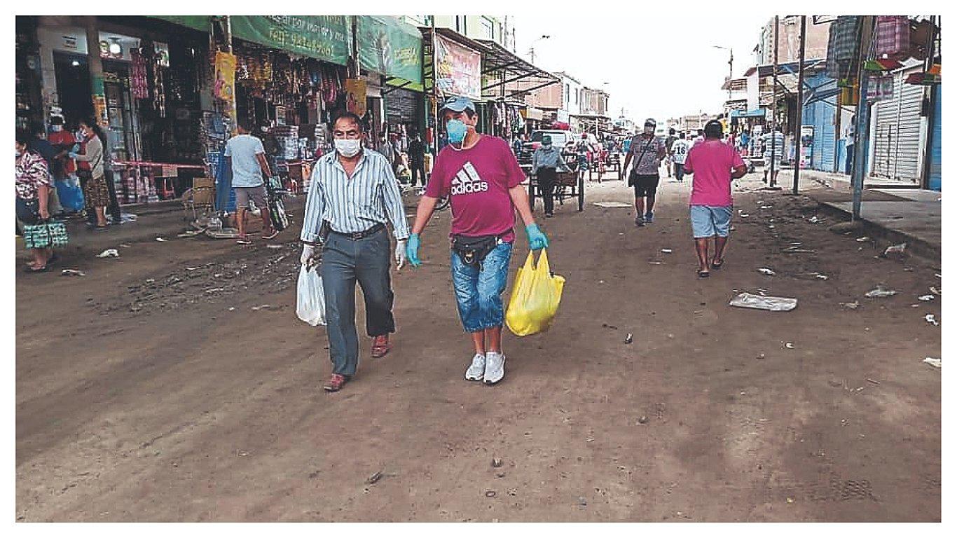 Varones fueron elegidos para hacer mercado durante el aislamiento
