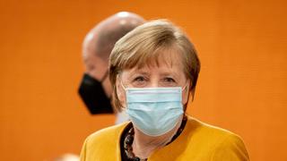 Alemania: Merkel pide “perdón” por medidas contra el coronavirus de Semana Santa (VIDEO)