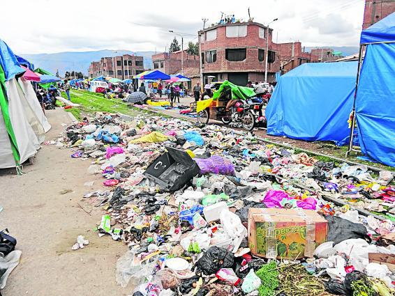 Basurales invaden ahora ferias en distrito de Chilca