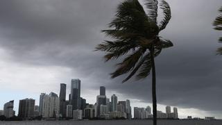 Donald Trump aprueba declaración de emergencia para costa de Florida por huracán Isaías