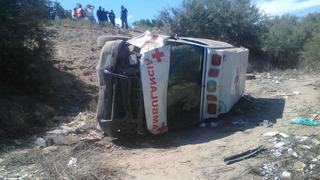 Ambulancia se accidenta en la vía hacia Mañazo